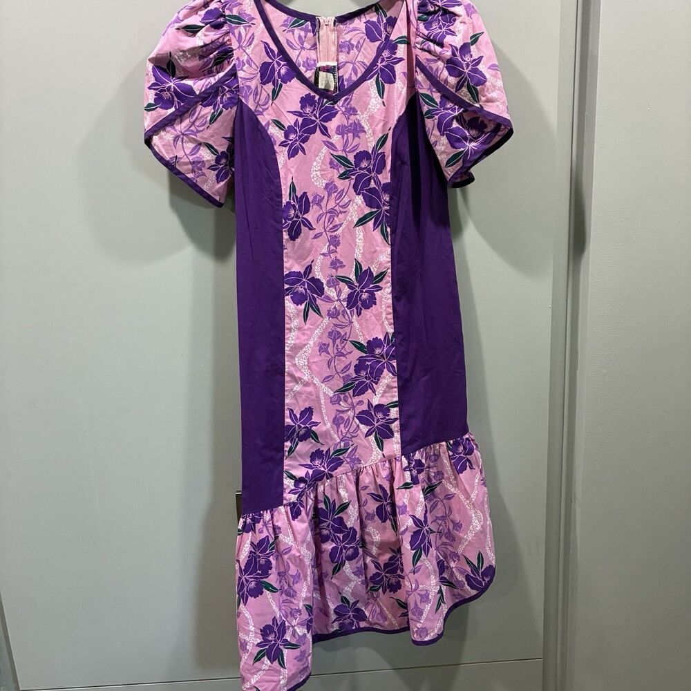 Hawaii Liberty House MuuMuu Dress Purple Pink Floral Puff Sleeve Ruffle Hem Med